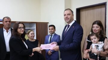 CHP TARSUS İLÇE YENİ BAŞKAN VE YÖNETİMİ MAZBATALARINI ALDI