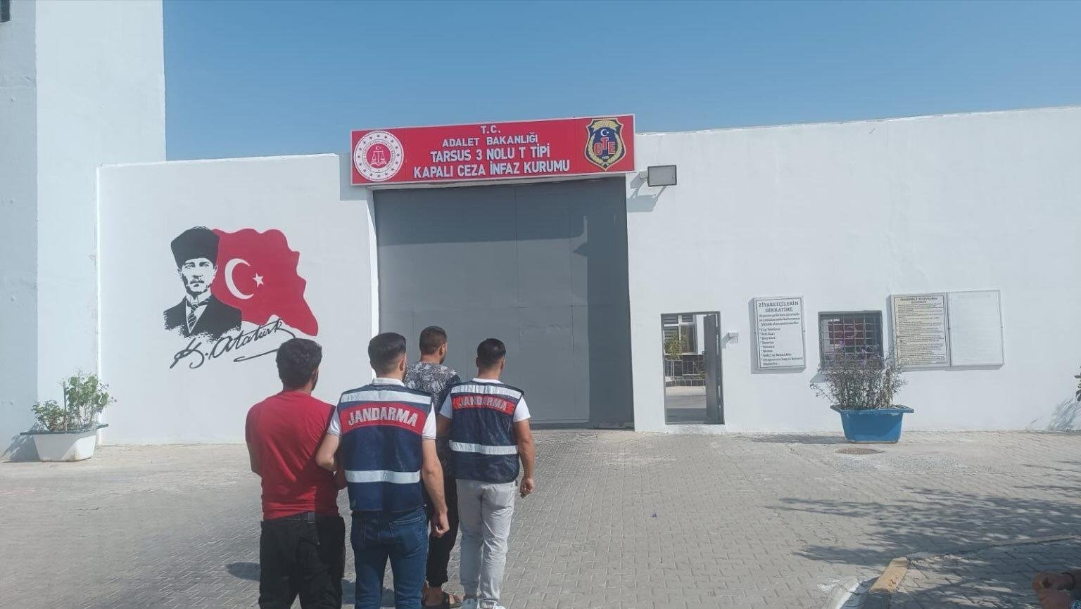 MERSİN’DE DEAŞ’A FİNANS SAĞLAYAN 2 ŞÜPHELİ TUTUKLANDI