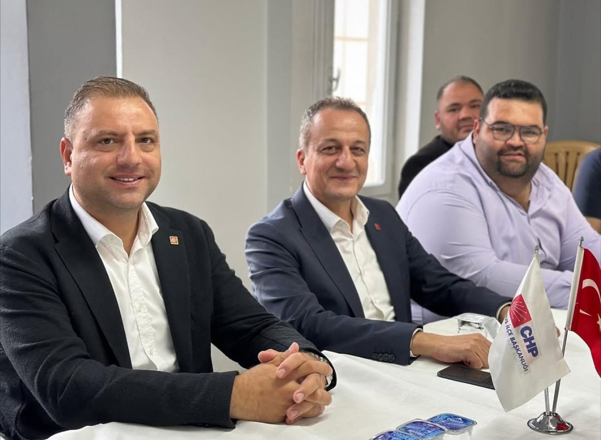 CHP’de Dayanışma Ziyareti: Koral Ömür’den Yusuf Tıbık’a Destek