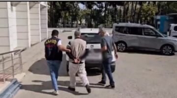 YAŞLI VATANDAŞLARI HEDEF ALAN YANKESİCİ OTOBÜSTE SUÇÜSTÜ YAKALANDI