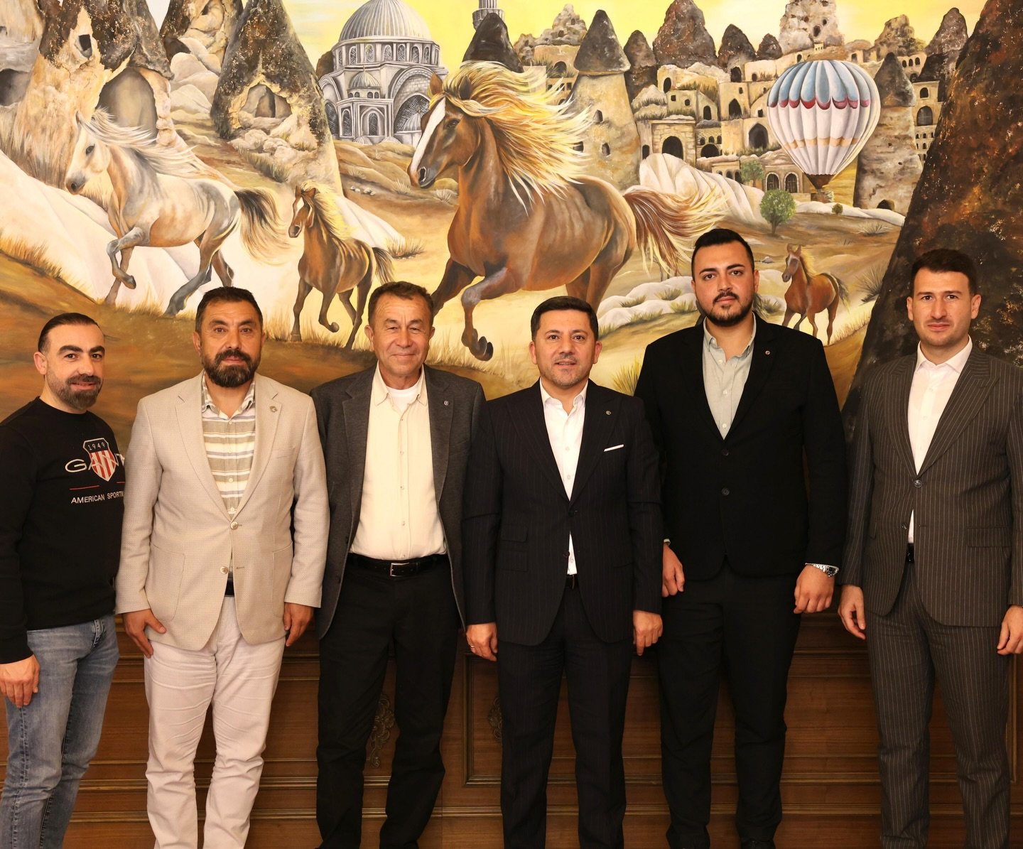 İŞ İNSANI YAYLAK’TAN BAŞKAN RASİM ARI’YA ZİYARET