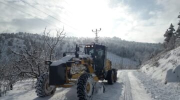 Mersin, kar ile mücadeleye hazır