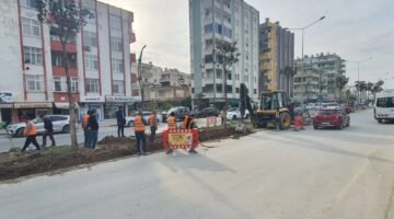 BÜYÜKŞEHİR BELEDİYESİ’NDEN TARSUS LANGEN BULVARI’NDA YOL GENİŞLETME ÇALIŞMASI