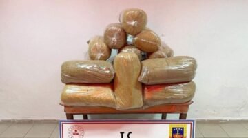 Mersin’de 100 kilo kaçak tütün ele geçirildi