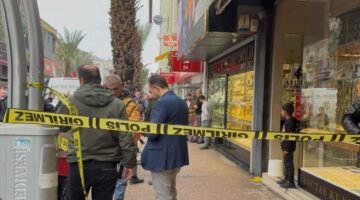 Tarsus’ta Kuyumcuda Silahlı Soygun