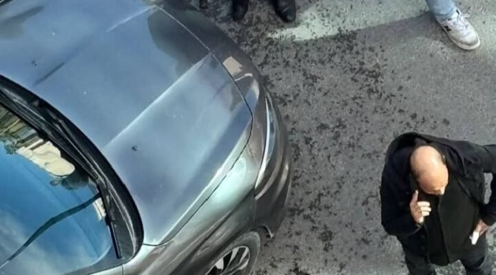 Tarsus’ta ikiz kardeşleri bıçaklayan çocuk yakalandı