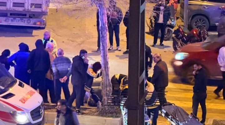 Tarsus’ta motosikletler çarpıştı: 2 yaralı