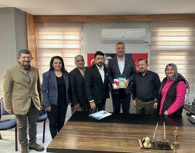 Tarsus’ta Engelli Derneklerinden CHP’ye Ziyaret