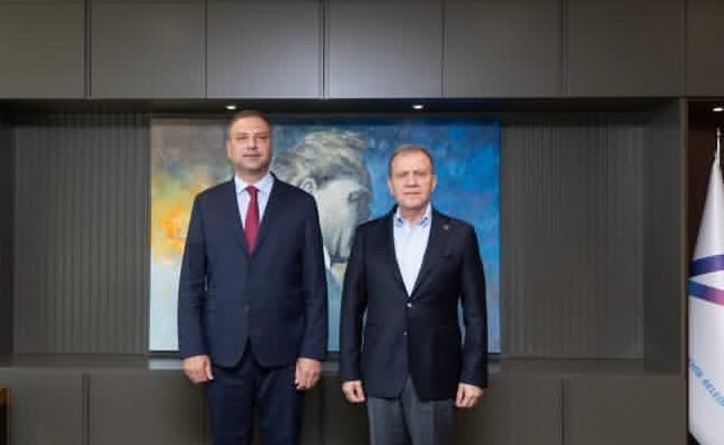 Yusuf Tıbık’tan Başkan Vahap Seçer’e Ziyaret