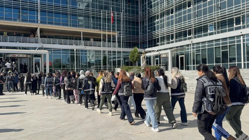 Narkotik polisinden ‘Cono’lara operasyon: 55 gözaltı