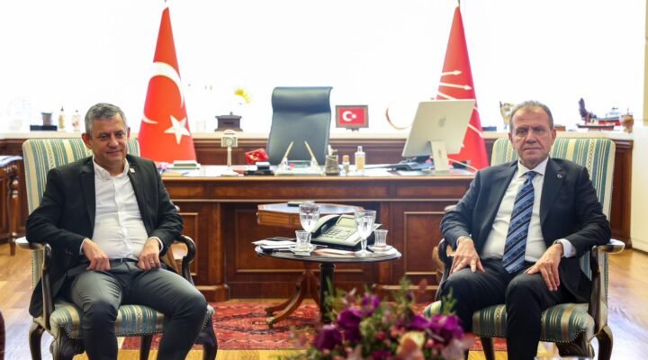 BAŞKAN SEÇER, CHP GENEL MERKEZİ’NDE