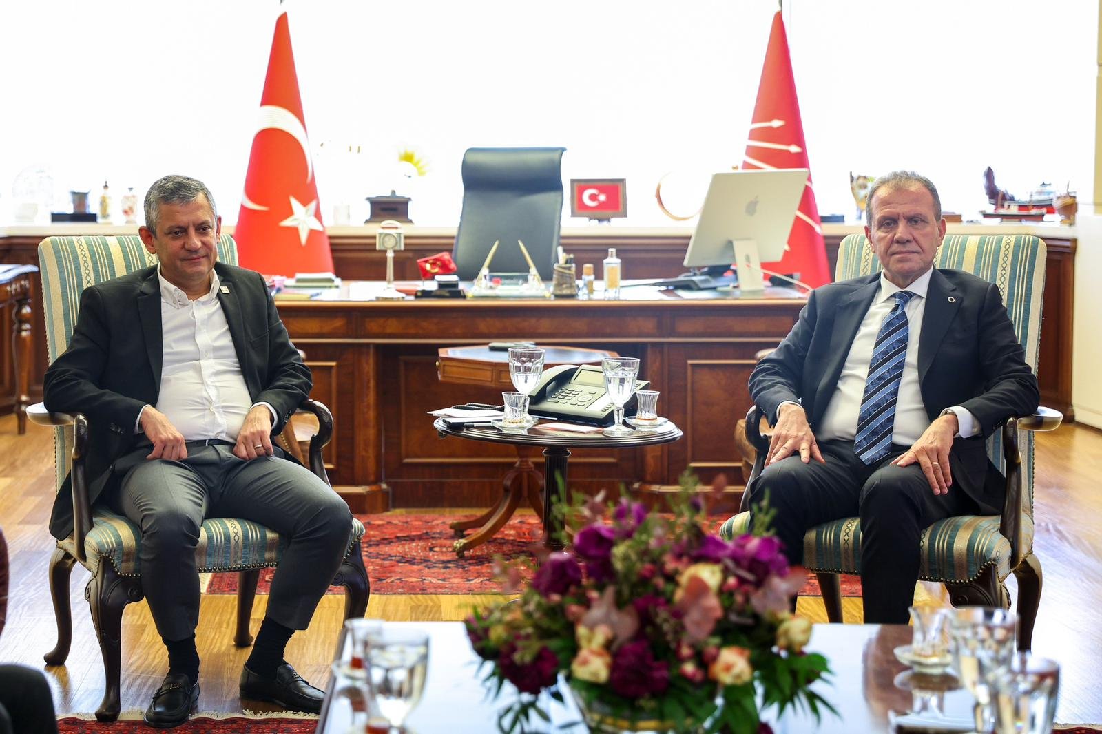 BAŞKAN SEÇER, CHP GENEL MERKEZİ’NDE