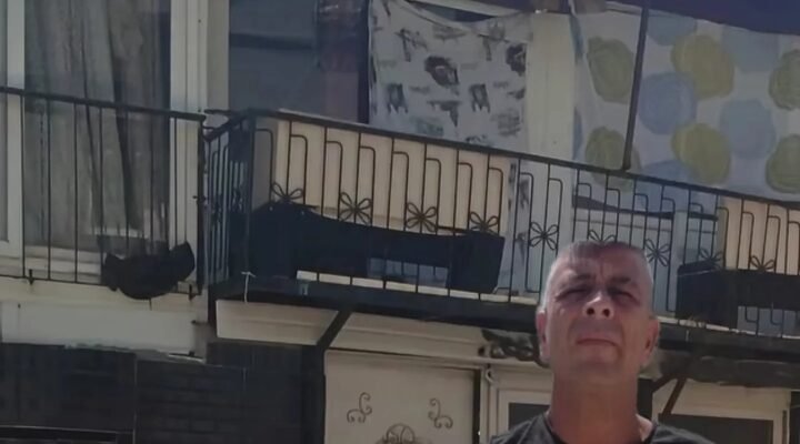 Tarsus’ta boks antrenörü evinde ölü bulundu