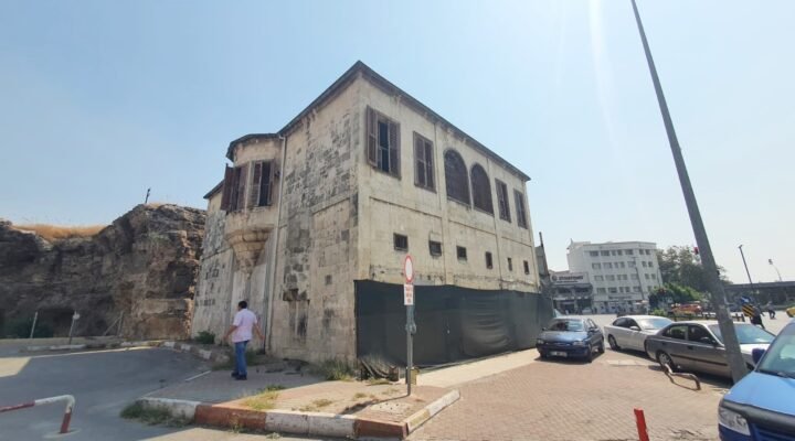 TARSUS’TAKİ TARİHİ BİNA MERSİN BÜYÜKŞEHİR BELEDİYESİ TARAFINDAN KAMULAŞTIRILDI