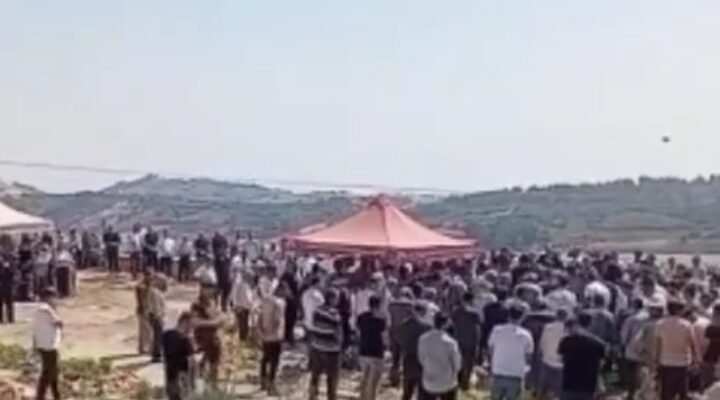 TARSUS’TA BOĞULARAK HAYATINI KAYBEDEN EFEHAN AKAR SON YOLCULUĞUNA UĞURLANDI